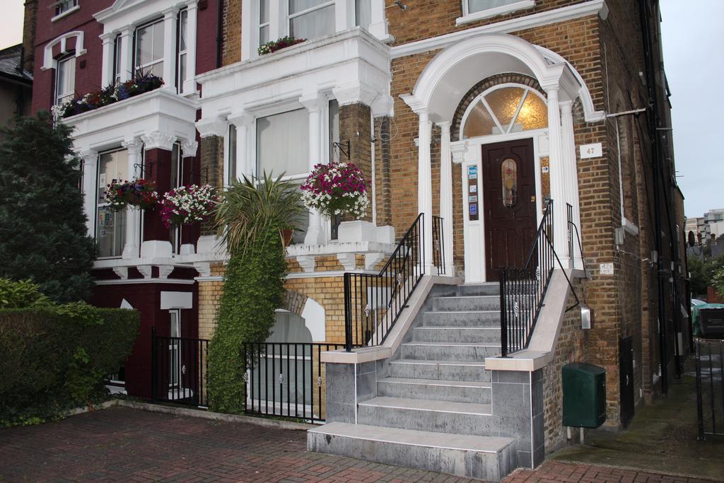 Lampton Guest House Χάνσλοου Εξωτερικό φωτογραφία