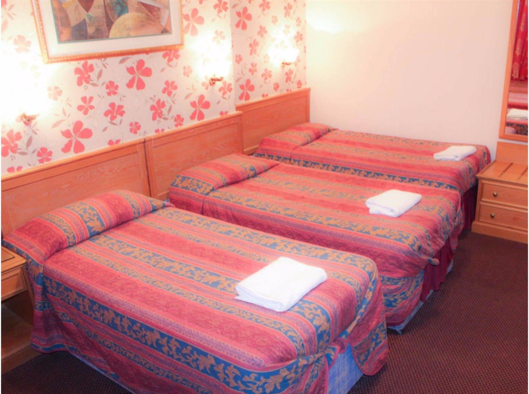 Lampton Guest House Χάνσλοου Εξωτερικό φωτογραφία