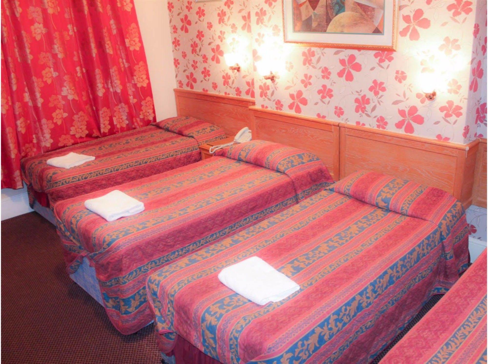 Lampton Guest House Χάνσλοου Εξωτερικό φωτογραφία