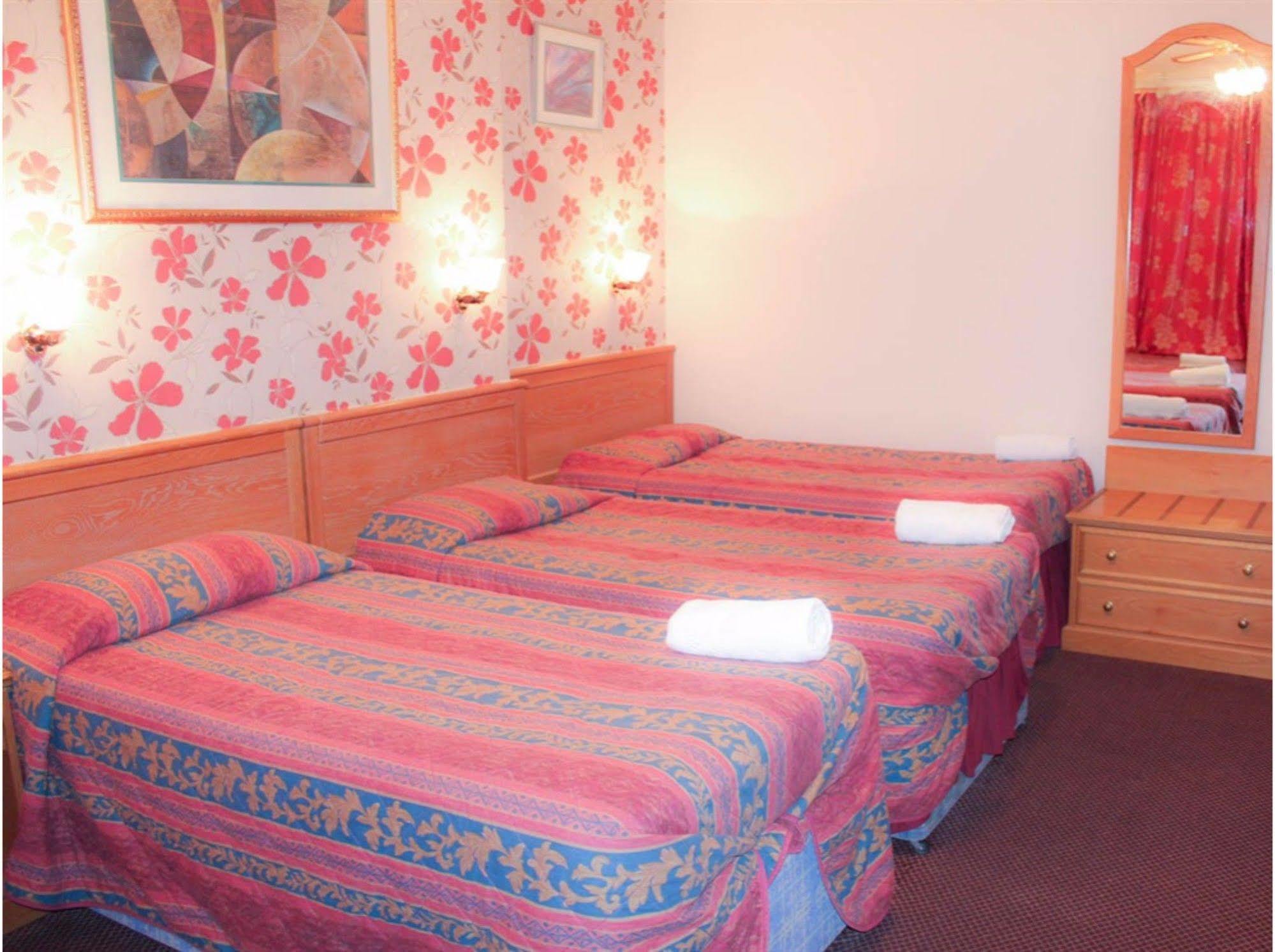 Lampton Guest House Χάνσλοου Εξωτερικό φωτογραφία