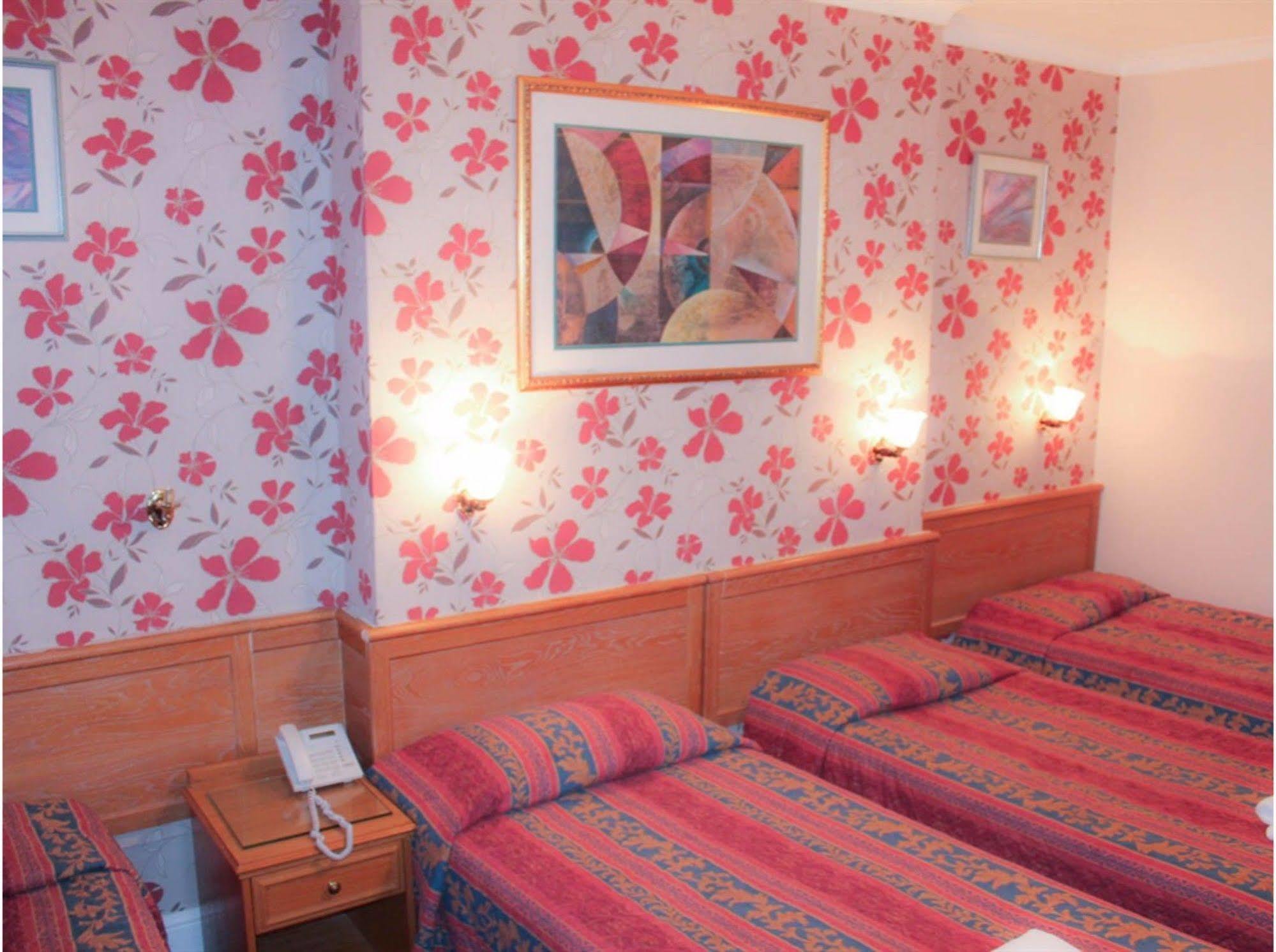 Lampton Guest House Χάνσλοου Εξωτερικό φωτογραφία