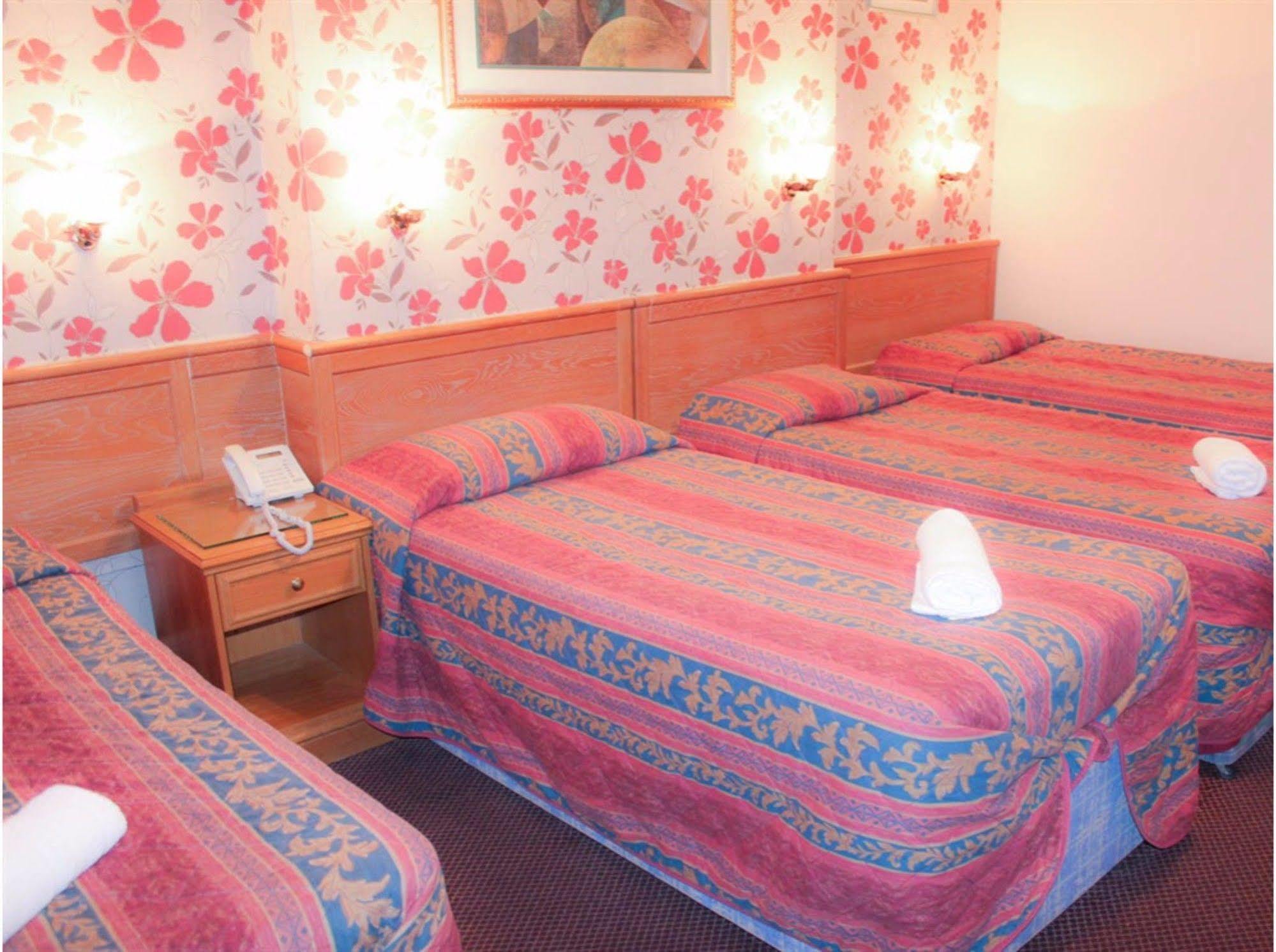 Lampton Guest House Χάνσλοου Εξωτερικό φωτογραφία