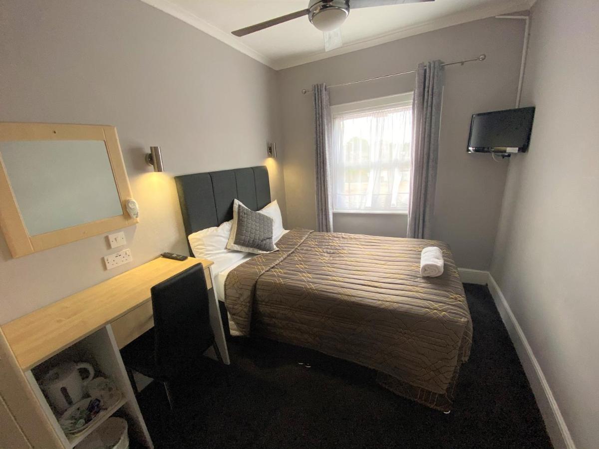 Lampton Guest House Χάνσλοου Εξωτερικό φωτογραφία